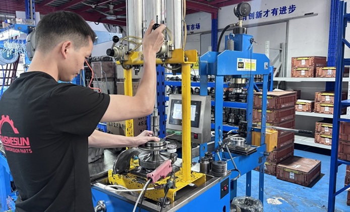 DQ200 clutch module press fitting